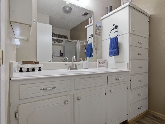 157 Ocean Drive, Gun Barrel City, TX 75156