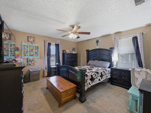 157 Ocean Drive, Gun Barrel City, TX 75156