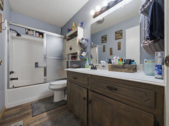 157 Ocean Drive, Gun Barrel City, TX 75156