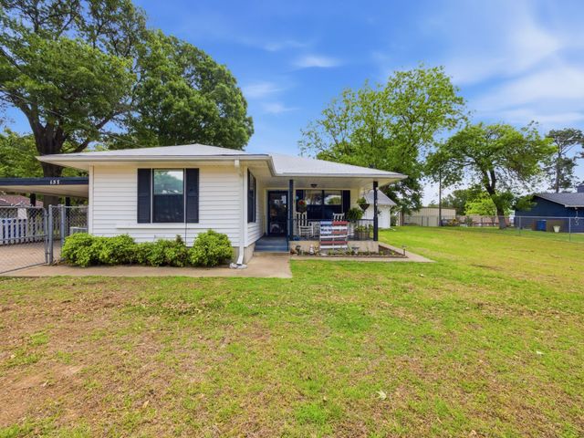 157 Ocean Drive, Gun Barrel City, TX 75156