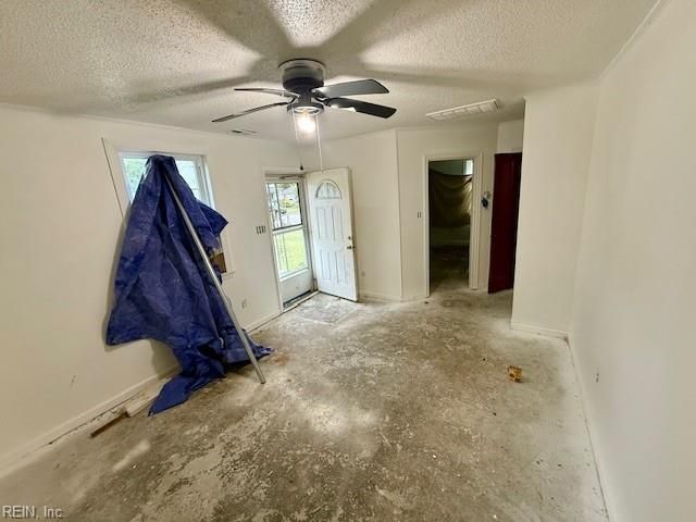 2829 Ryland RD, Hampton, VA 23661