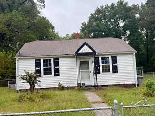 2829 Ryland RD, Hampton, VA 23661
