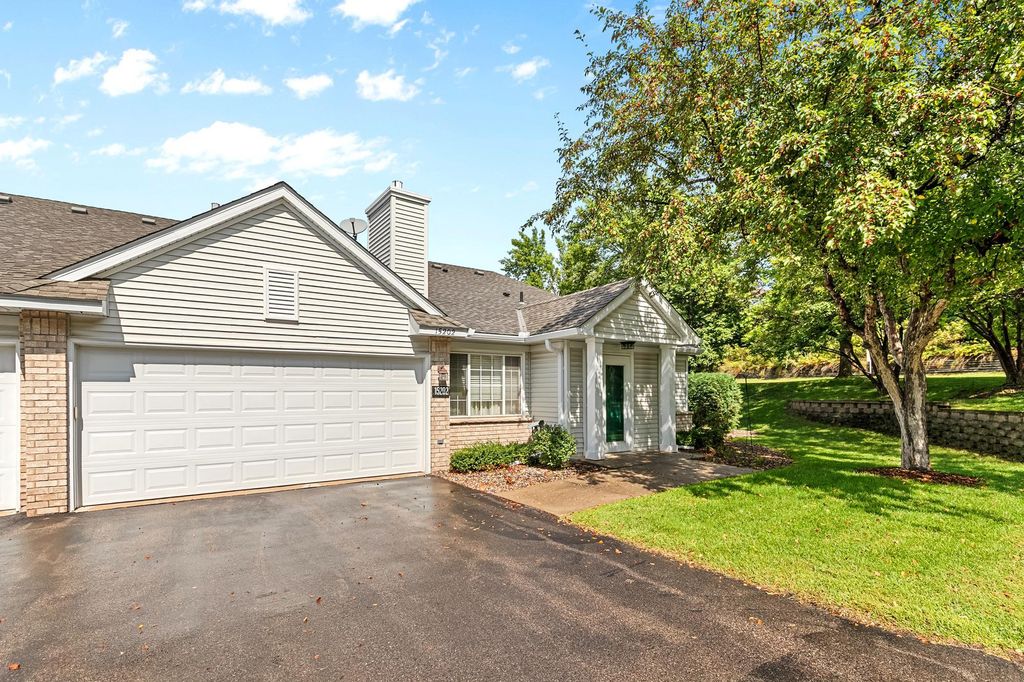 15202 Greenhaven Way, Burnsville, MN 55306 — photo 3
