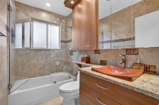 1004 Orange Isle, Fort Lauderdale, FL 33315