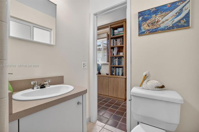 1004 Orange Isle, Fort Lauderdale, FL 33315