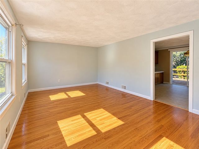 111 Wellspring Drive, Cranston, RI 02920
