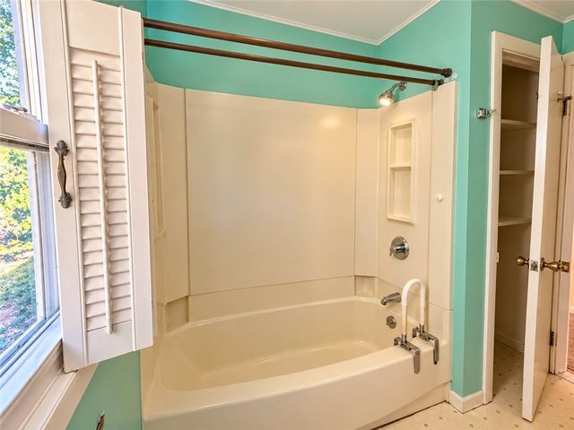 111 Wellspring Drive, Cranston, RI 02920