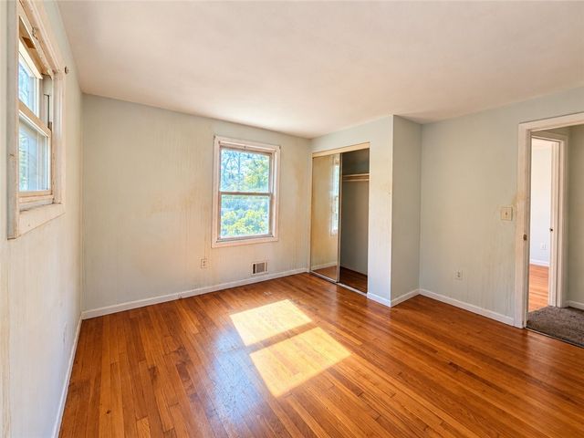 111 Wellspring Drive, Cranston, RI 02920