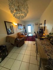 1430 NE 170th St 317, North Miami Beach, FL 33162