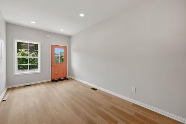 723 N Upper Street, Lexington, KY 40508
