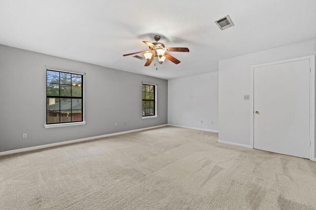 3309 Thornwood Way, Huntsville, TX 77340