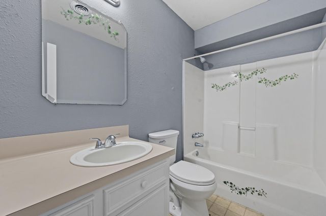 3309 Thornwood Way, Huntsville, TX 77340