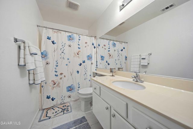 1521 Windsor Place, Palmdale, CA 93551