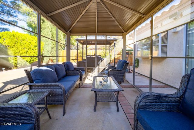 1521 Windsor Place, Palmdale, CA 93551