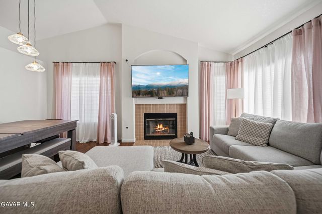 1521 Windsor Place, Palmdale, CA 93551
