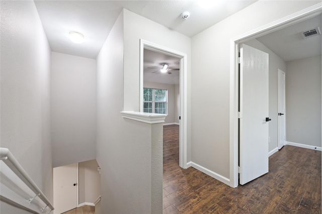 6307 Spruce Manor, Houston, TX 77085