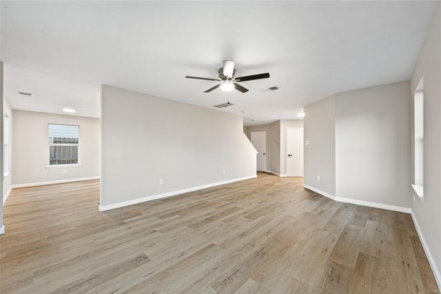 6307 Spruce Manor, Houston, TX 77085