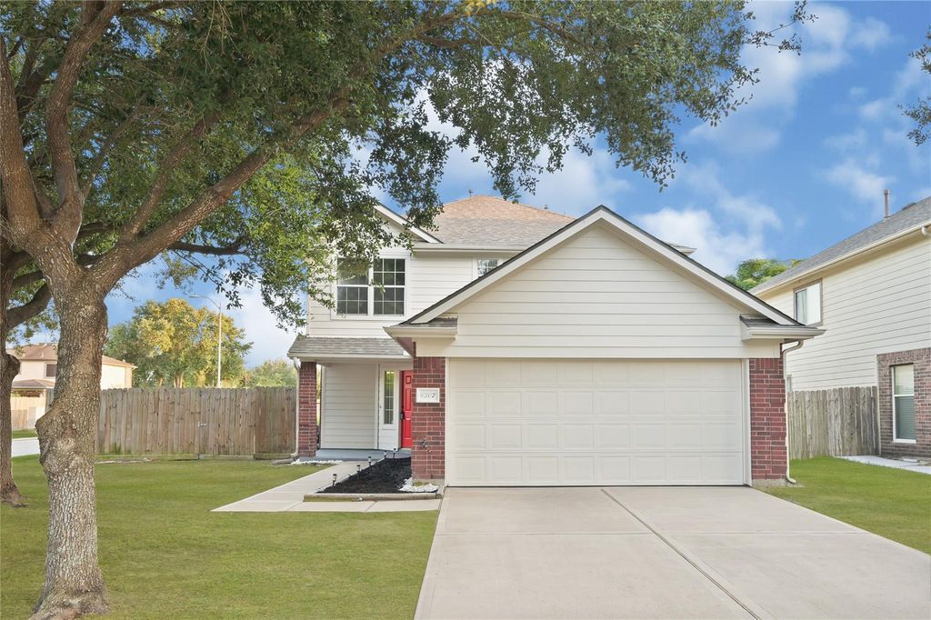6307 Spruce Manor, Houston, TX 77085