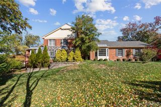 330 Morristown Court, Chesterfield, MO 63017
