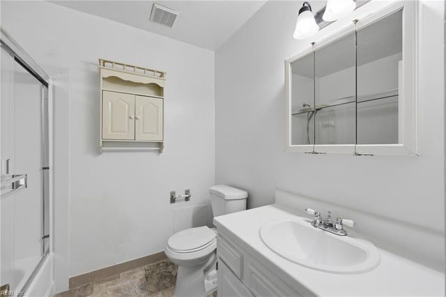 4108 Sunnyfields RD, Portsmouth, VA 23703