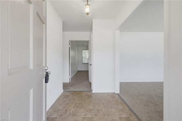 4108 Sunnyfields RD, Portsmouth, VA 23703