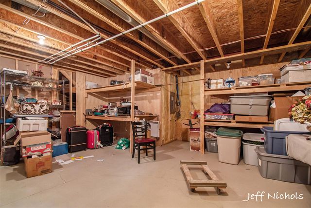 3111 Sandy Drive, Wyoming, MI 49418