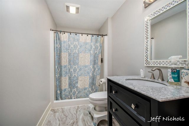 3111 Sandy Drive, Wyoming, MI 49418