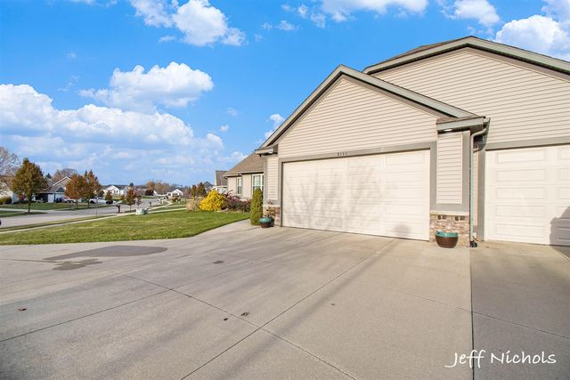 3111 Sandy Drive, Wyoming, MI 49418