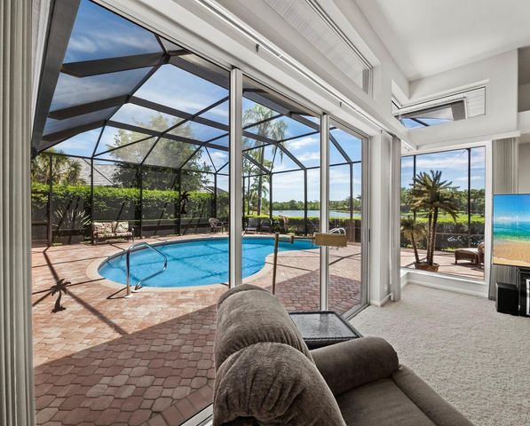 8615 WOODBRIAR DRIVE, Sarasota, FL 34238