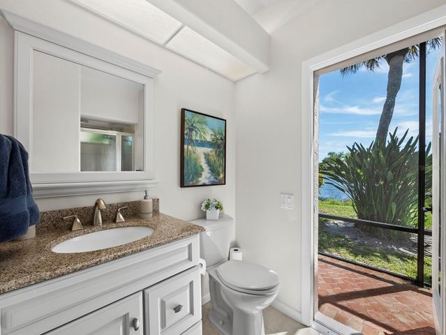 8615 WOODBRIAR DRIVE, Sarasota, FL 34238