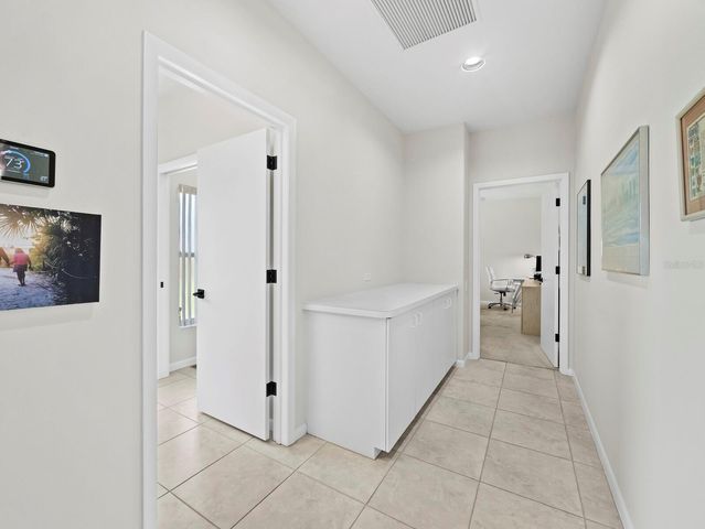8615 WOODBRIAR DRIVE, Sarasota, FL 34238