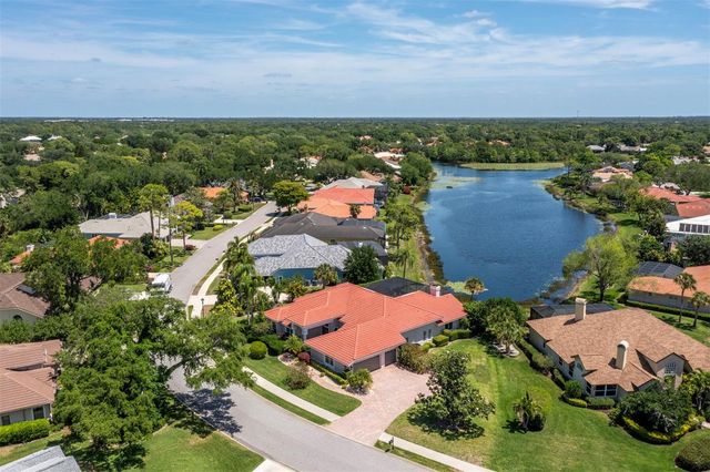 8615 WOODBRIAR DRIVE, Sarasota, FL 34238