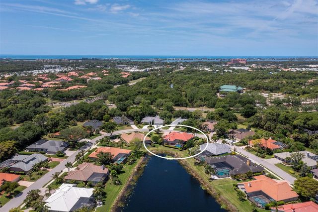 8615 WOODBRIAR DRIVE, Sarasota, FL 34238