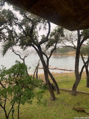 781 Lookout Dr, Lakehills, TX 78063