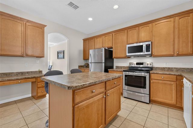 5042 RISHLEY RUN WAY, Mount Dora, FL 32757