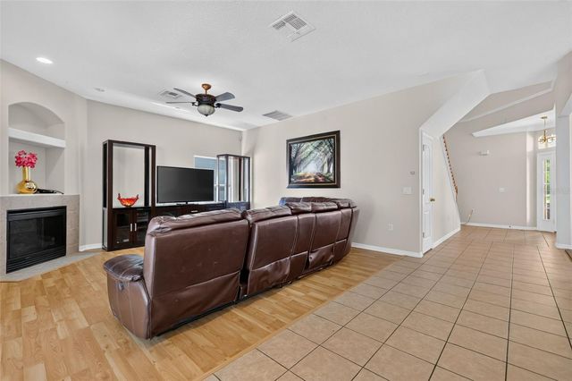 5042 RISHLEY RUN WAY, Mount Dora, FL 32757