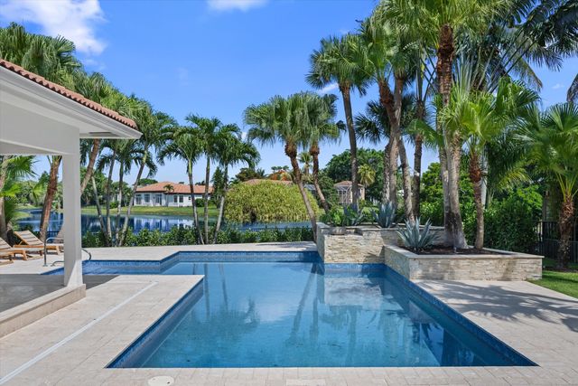 2432 Golf Brook Drive, Wellington, FL 33414
