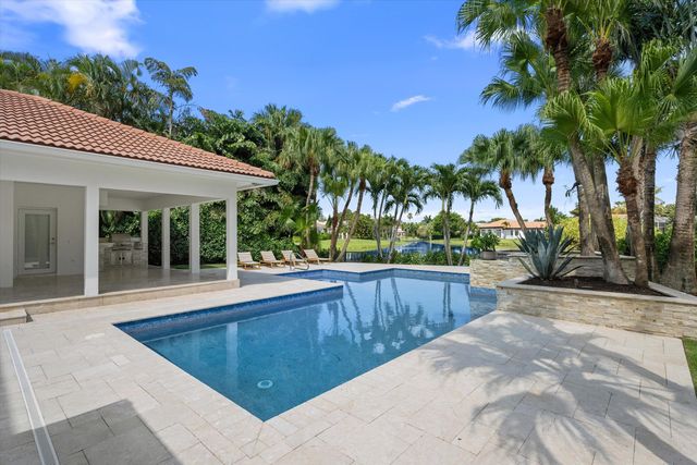 2432 Golf Brook Drive, Wellington, FL 33414