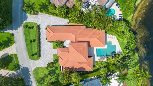 2432 Golf Brook Drive, Wellington, FL 33414