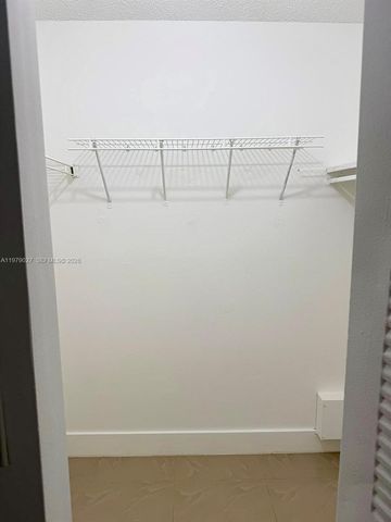 17911 NW 68th Ave N104, Hialeah, FL 33015