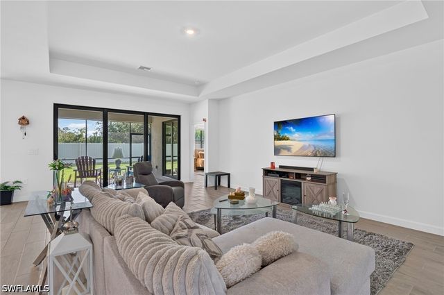 10646 Timber Creek DR, Fort Myers, FL 33913