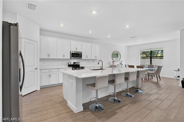 10646 Timber Creek DR, Fort Myers, FL 33913