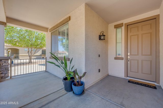 21469 E ROUNDUP Way, Queen Creek, AZ 85142