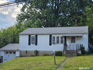 34 Elm Street, Ansonia, CT 06401