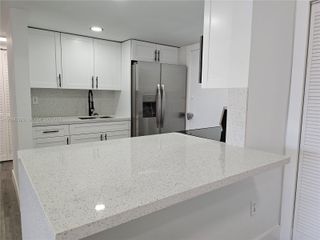 15888 SW 95th Avenue 210, Miami, FL 33157