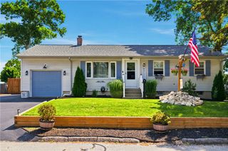 121 COLUMBIA Avenue, Coventry, RI 02816