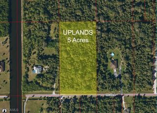 3965 30th AVE SE, Naples, FL 34117