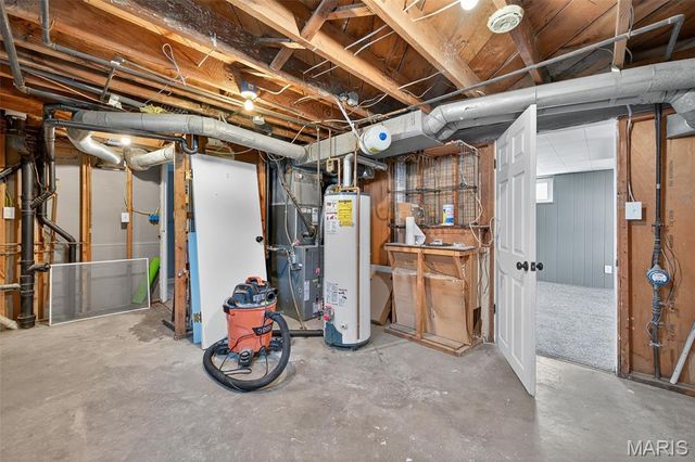 1424 Holden Avenue, St Louis, MO 63125