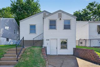1424 Holden Avenue, St Louis, MO 63125