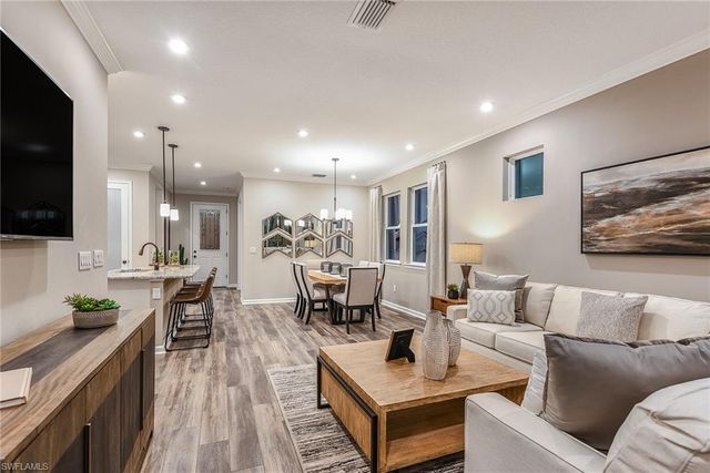 6729 Good Life ST, Fort Myers, FL 33966